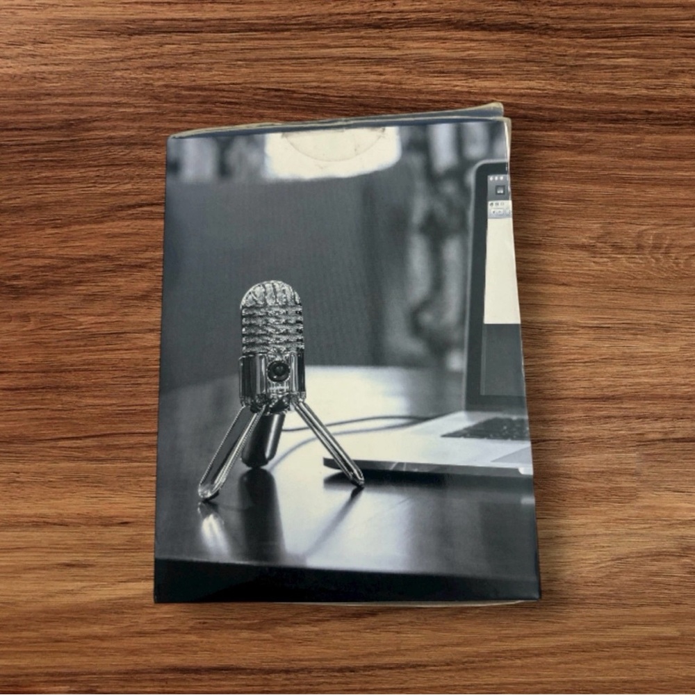 Meteor Mic USB Studio Condenser Microphone - Silver - Picture 2 of 4